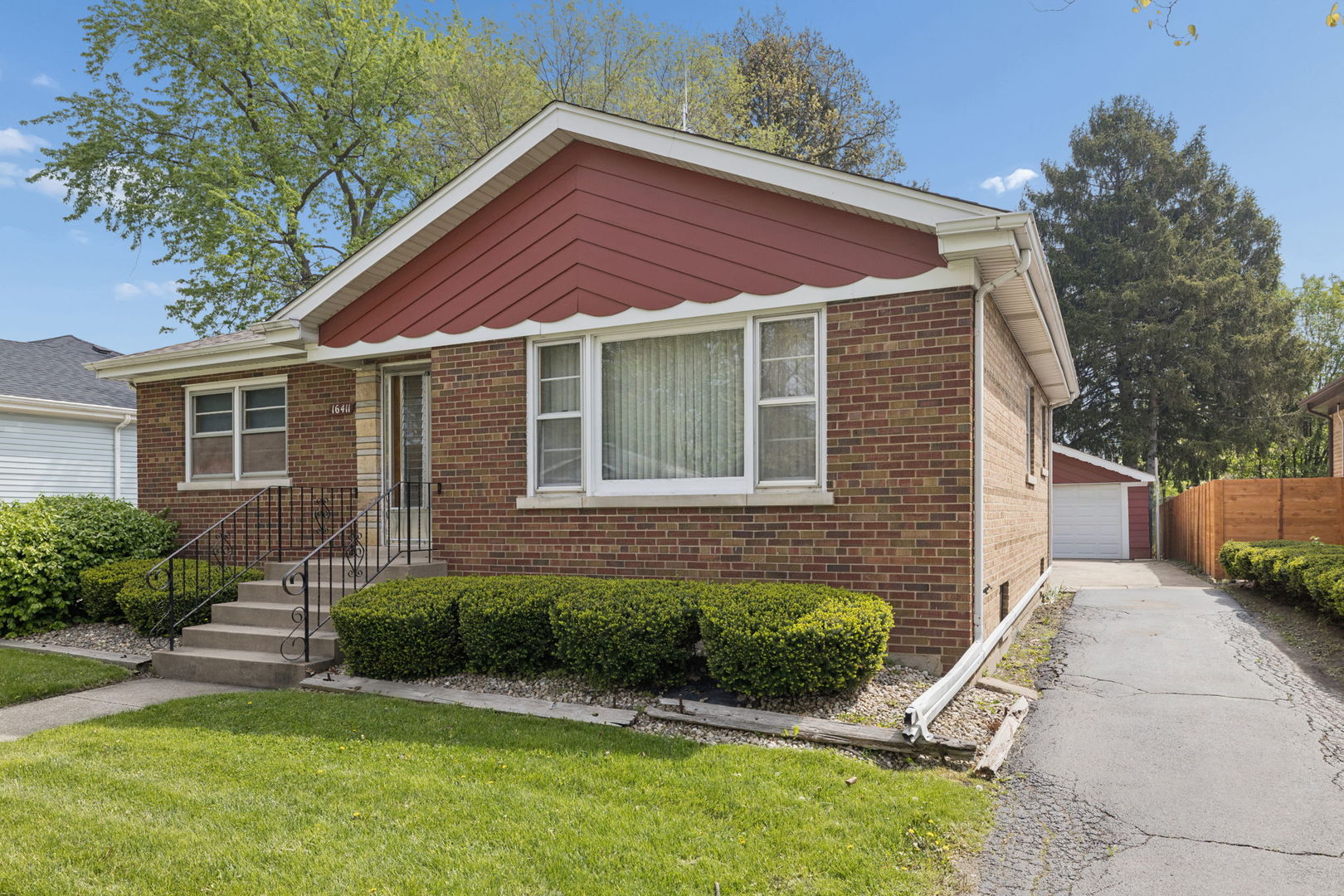 16411 Evans Avenue, South Holland, IL 60473