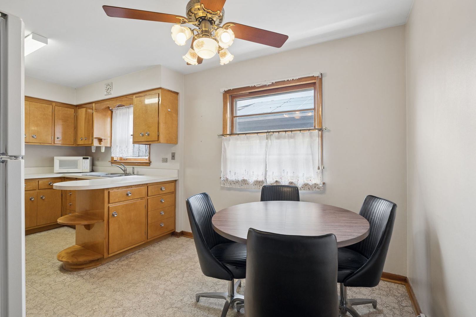 16411 Evans Avenue, South Holland, IL 60473