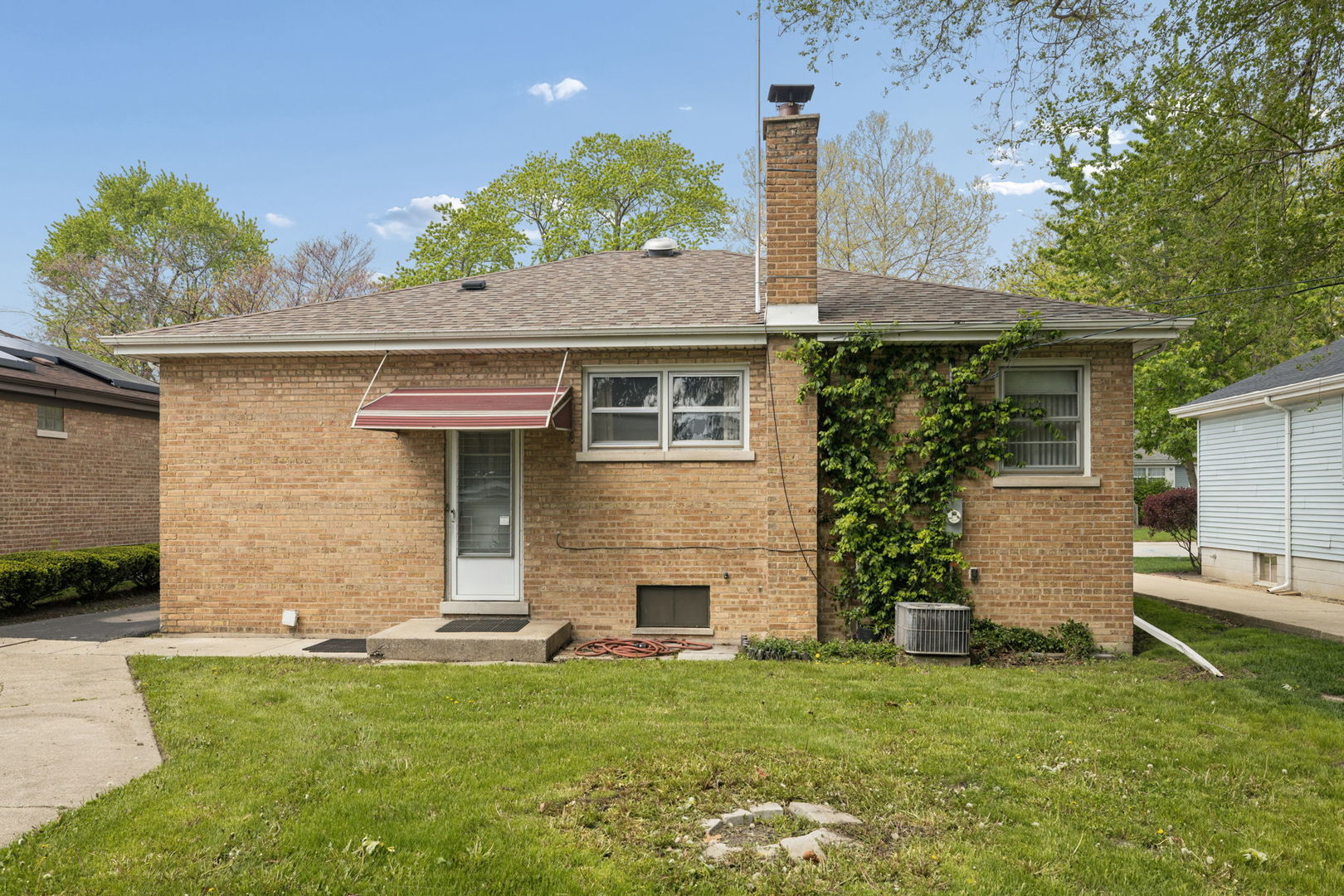 16411 Evans Avenue, South Holland, IL 60473