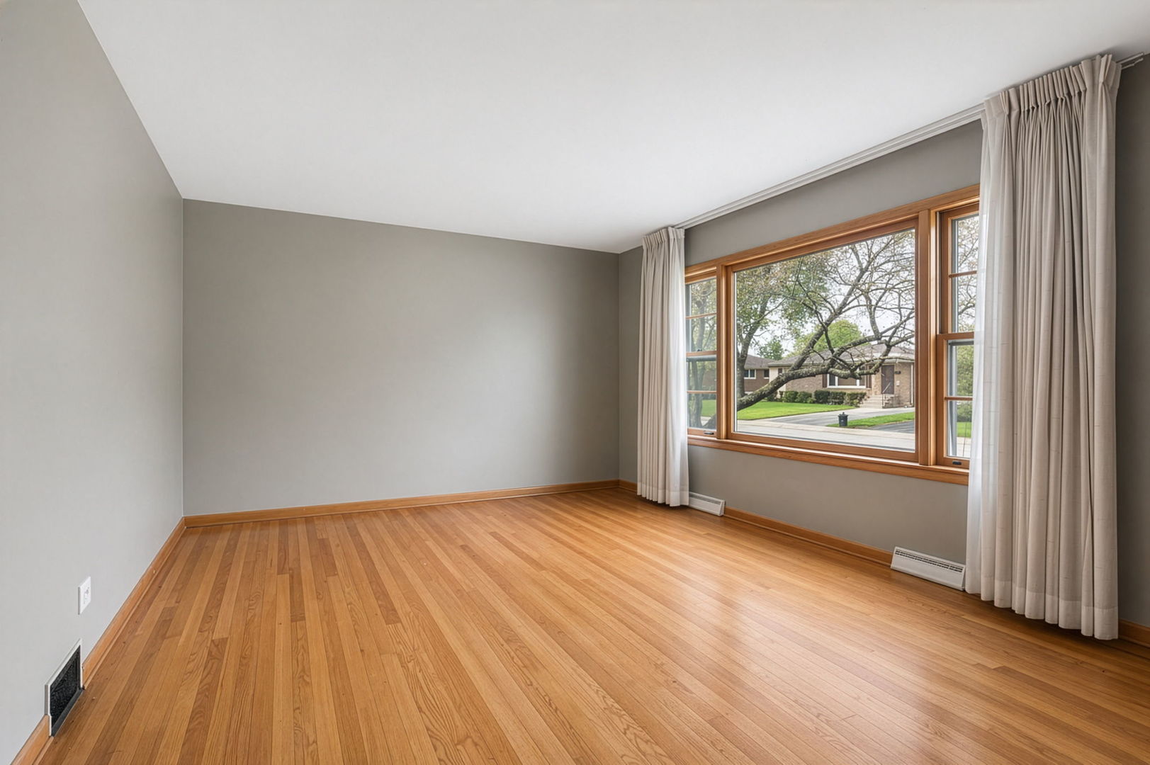 16411 Evans Avenue, South Holland, IL 60473