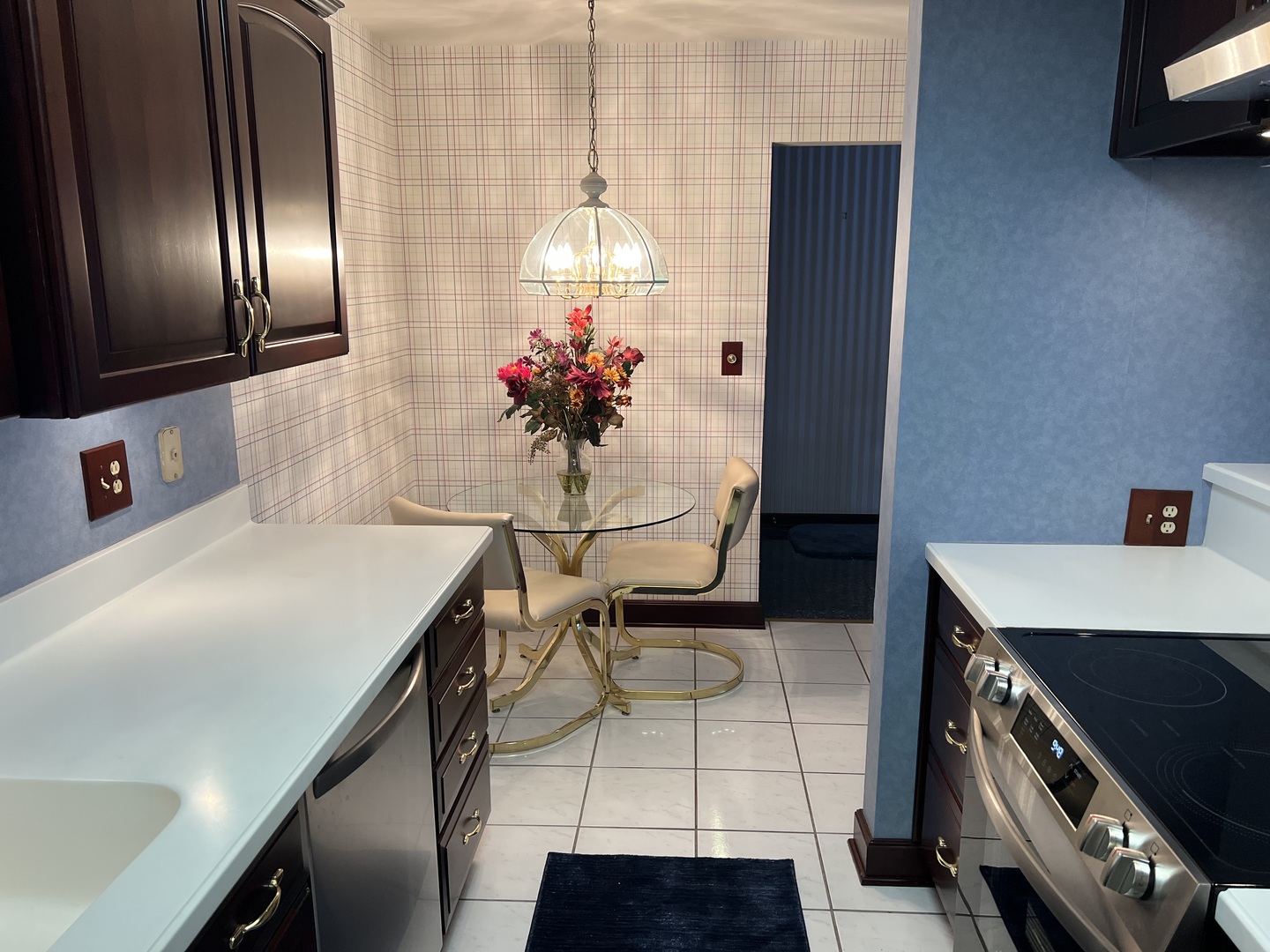 500 Thames Parkway #1F, Park Ridge, IL 60068