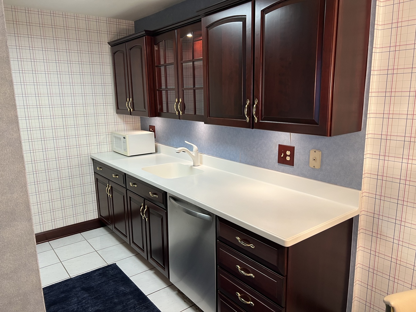 500 Thames Parkway #1F, Park Ridge, IL 60068