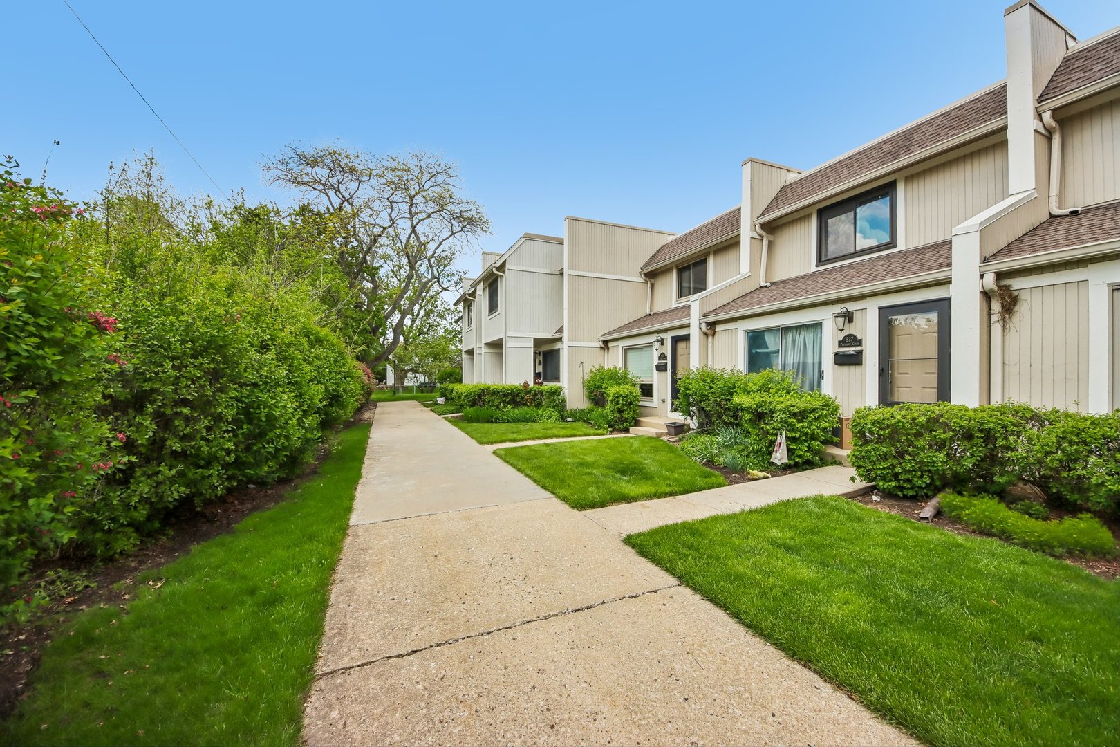 537 Pheasant Court, Grayslake, IL 60030