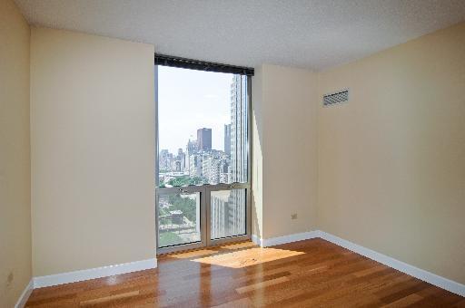 222 N Columbus Drive #2402, Chicago, IL 60601