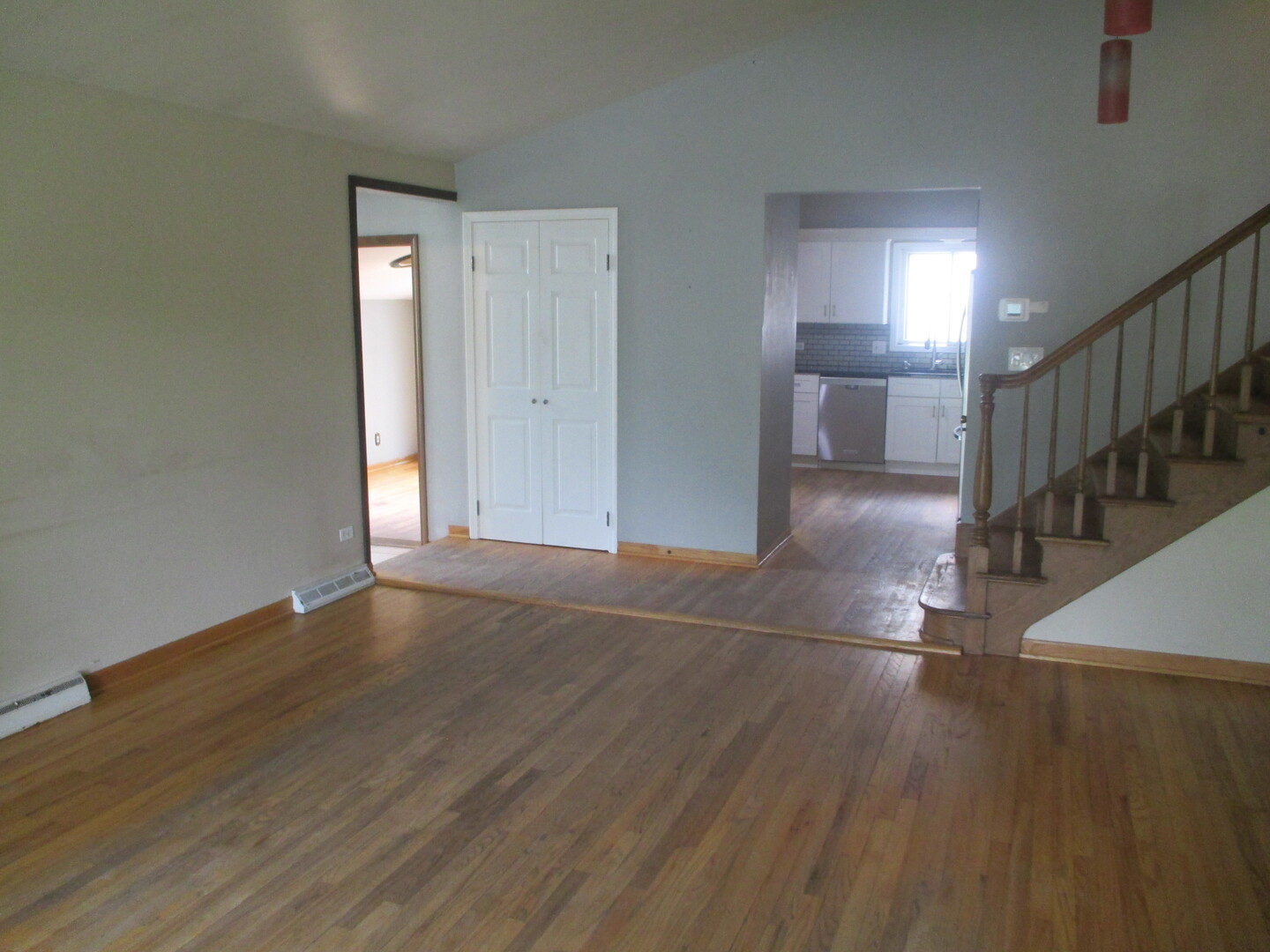 2N131 Willard Street, Carol Stream, IL 60188