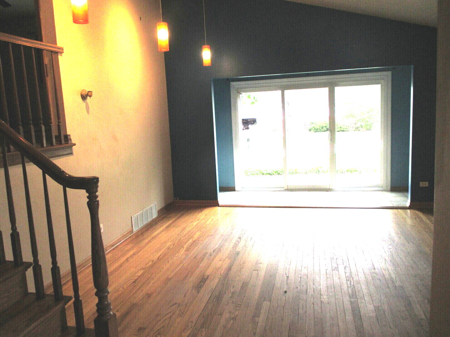 2N131 Willard Street, Carol Stream, IL 60188