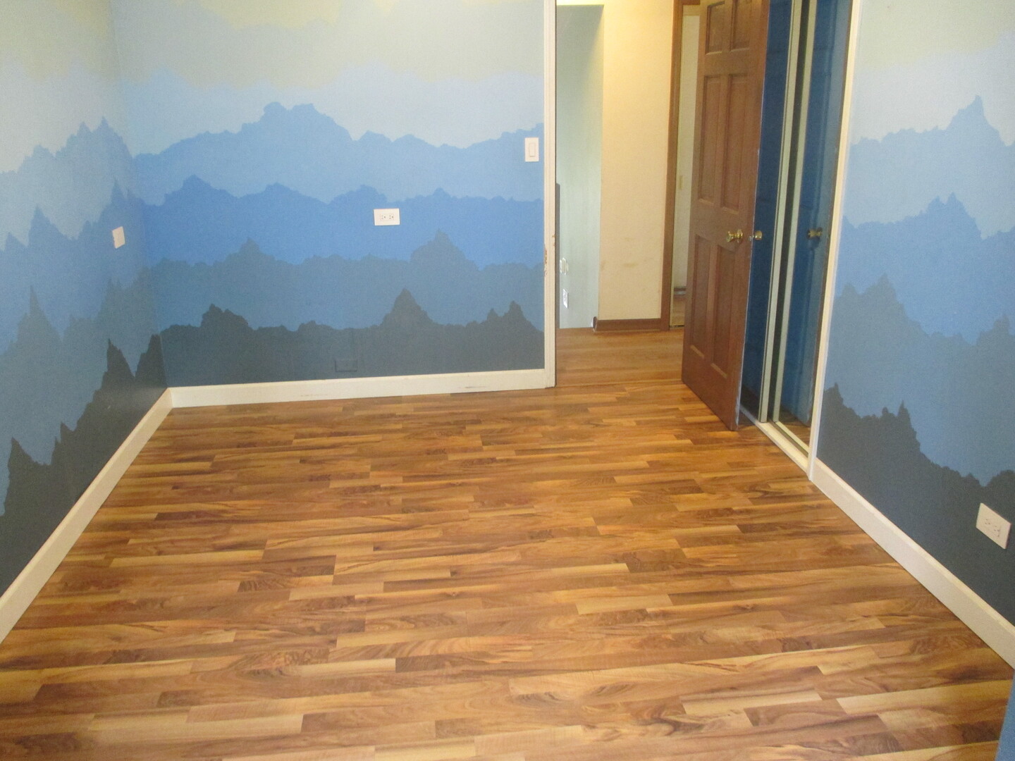 2N131 Willard Street, Carol Stream, IL 60188