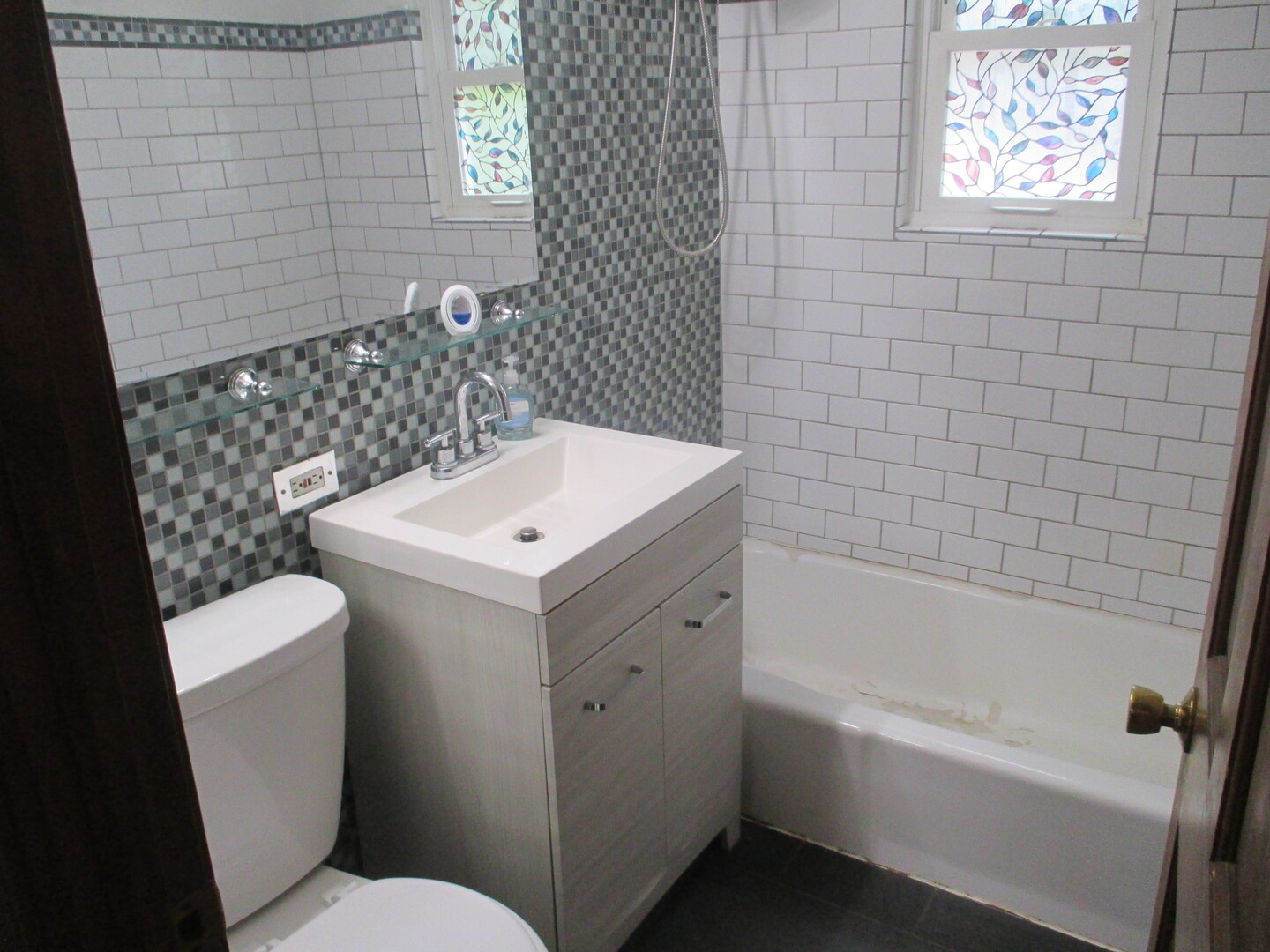 2N131 Willard Street, Carol Stream, IL 60188