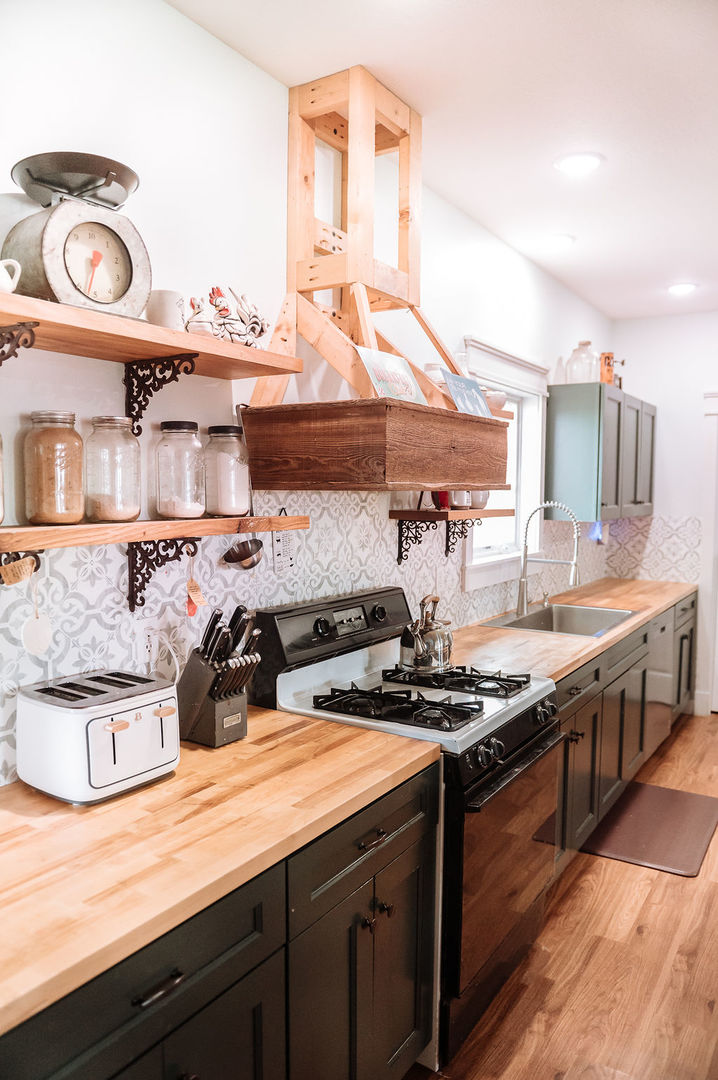 466 County Road 100, Sadorus, IL 61872