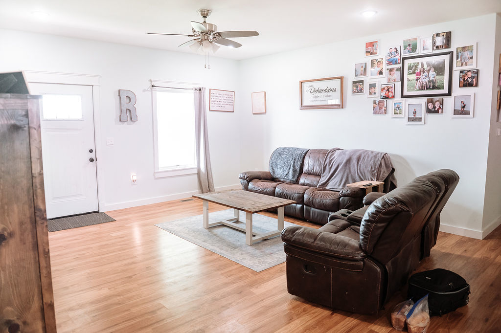 466 County Road 100, Sadorus, IL 61872