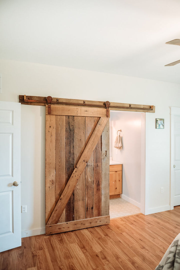 466 County Road 100, Sadorus, IL 61872