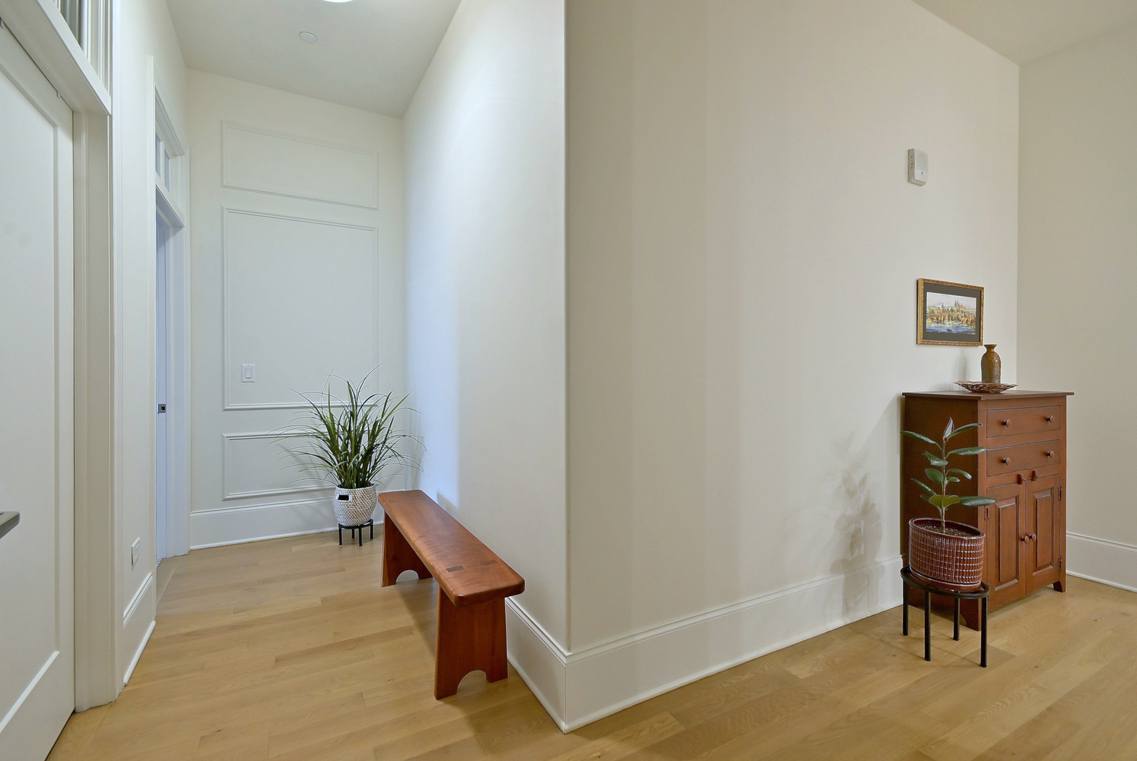 105 S Cottage Hill Avenue #206, Elmhurst, IL 60126