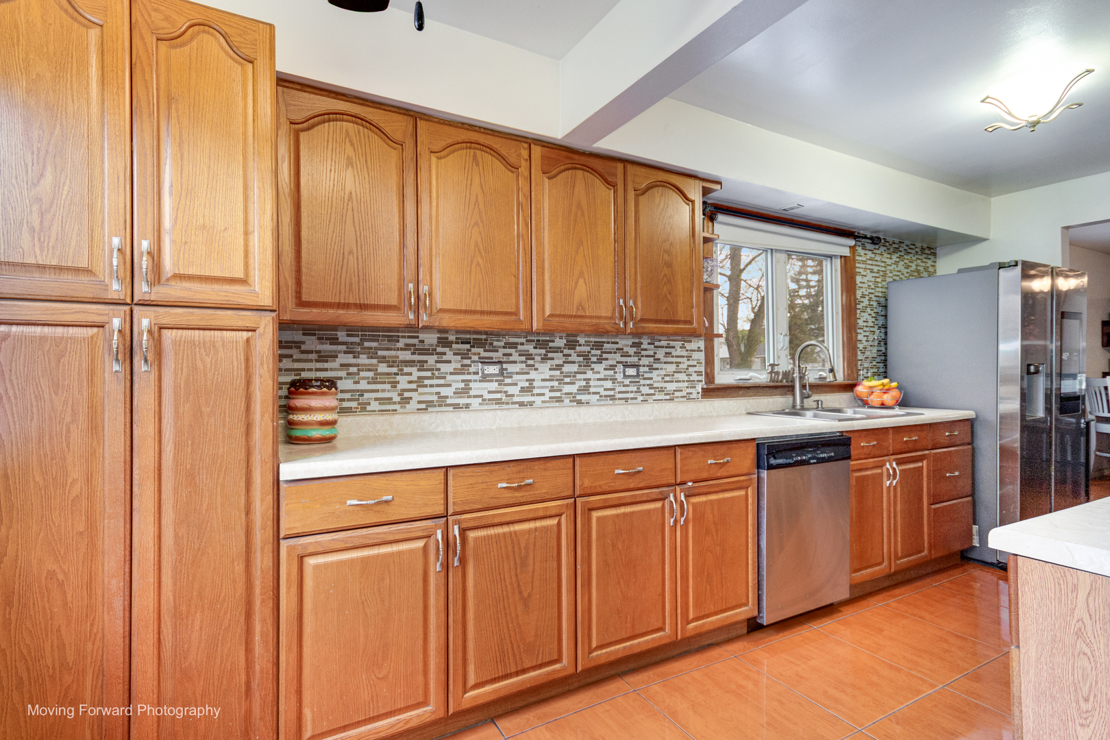 14325 Kilbourne Avenue, Midlothian, IL 60445