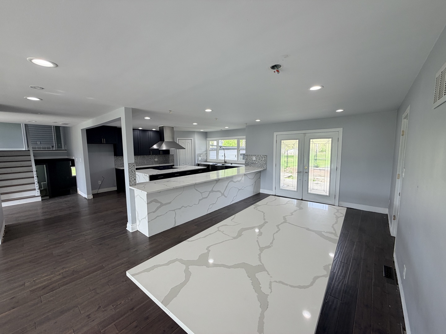 25716 S Stoney Island Avenue, Crete, IL 60417