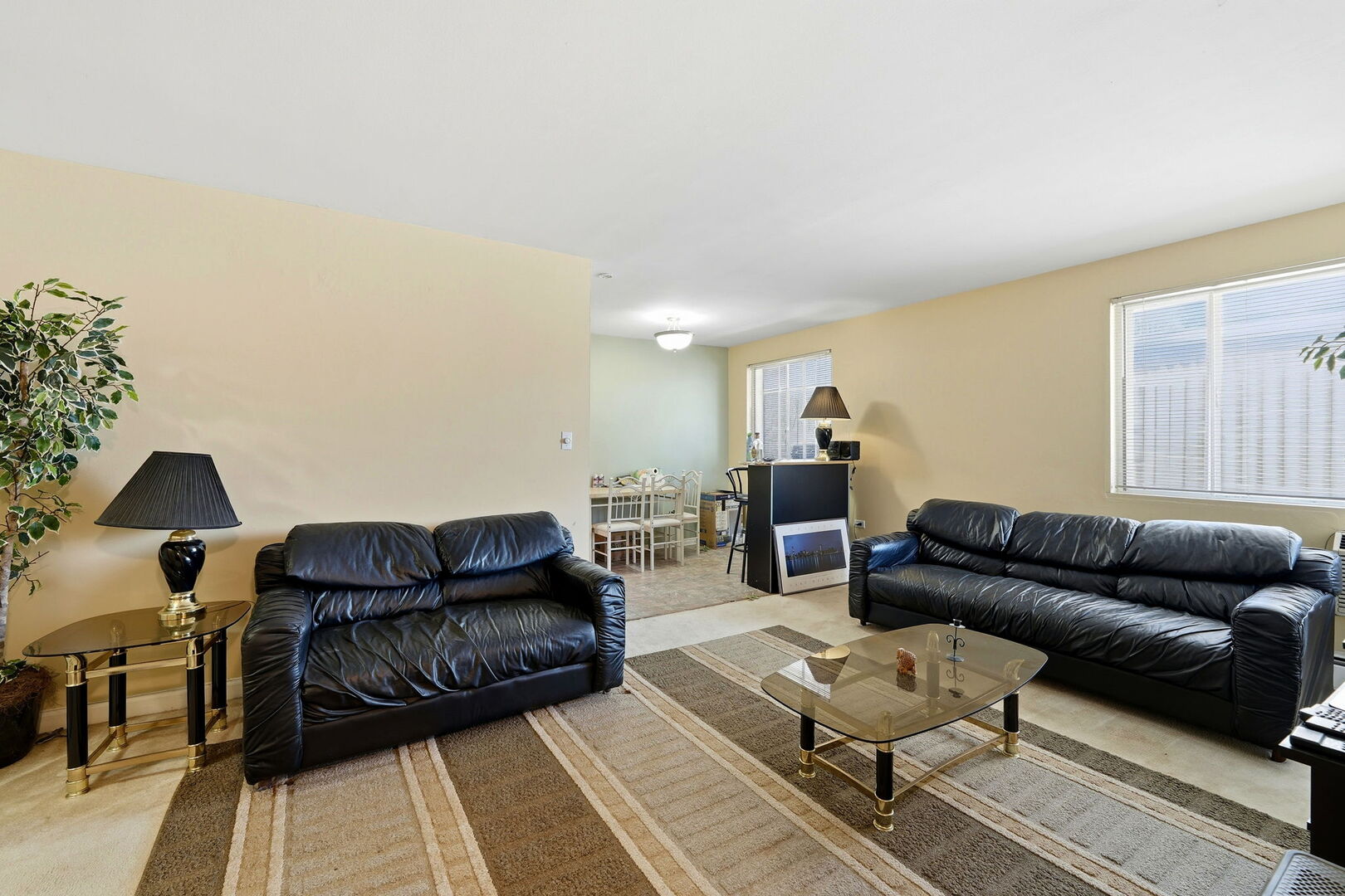 1609 Howard Street #2, Evanston, IL 60202