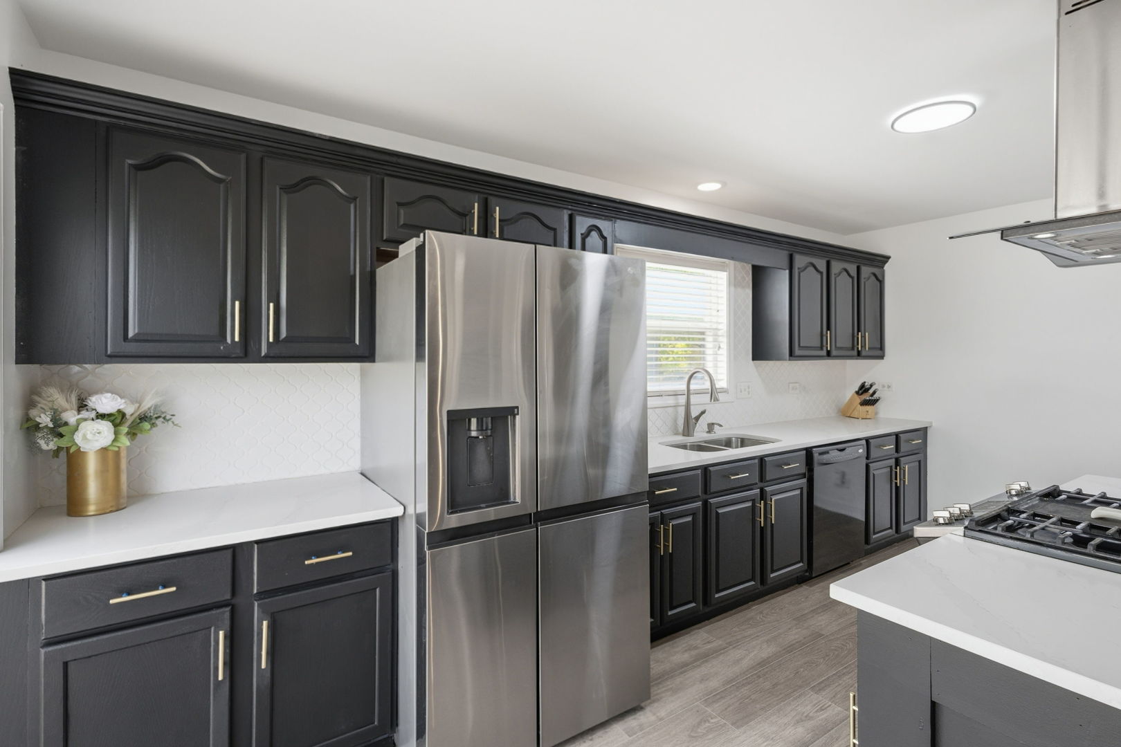 150 Wilson Way, South Elgin, IL 60177