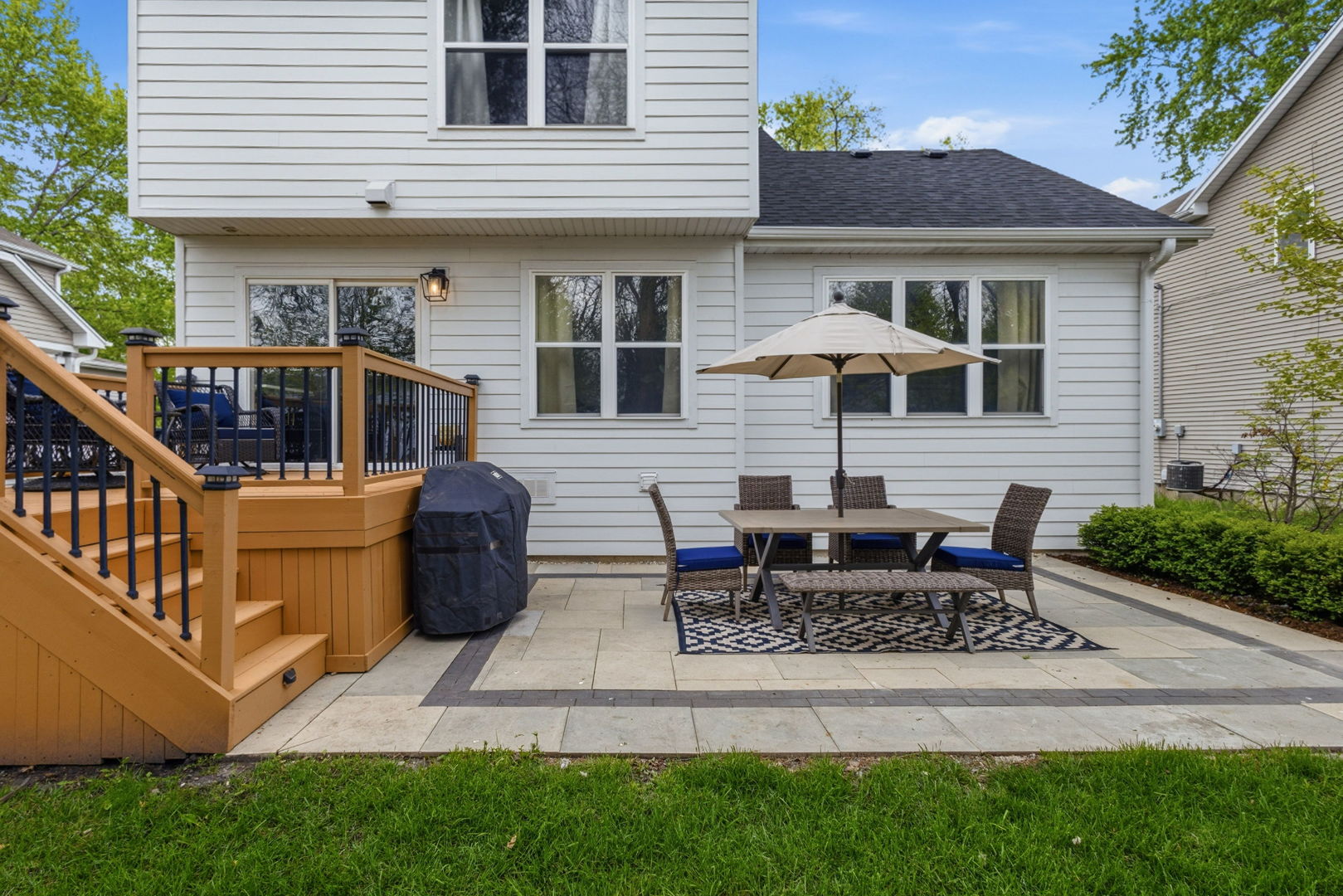 150 Wilson Way, South Elgin, IL 60177