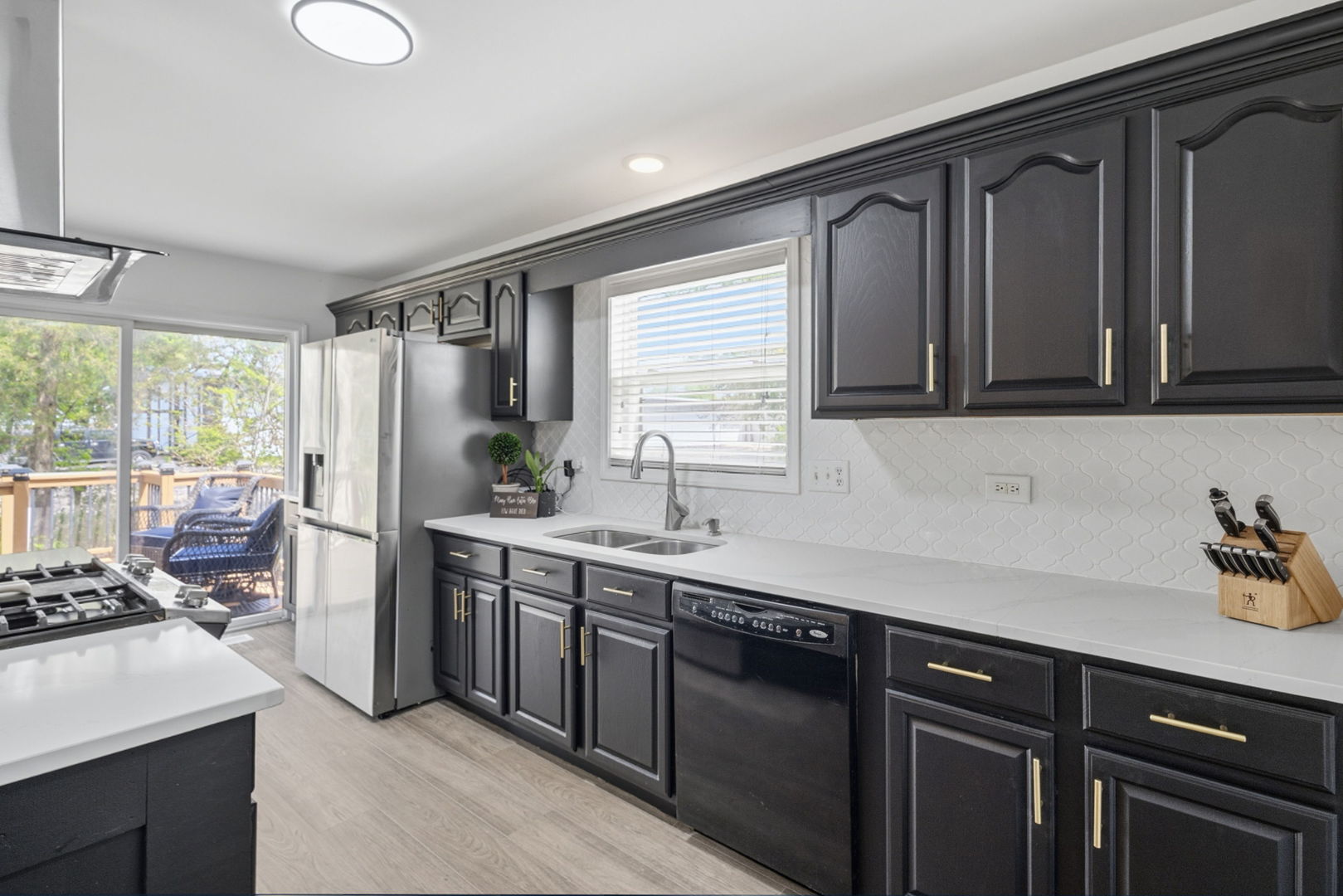 150 Wilson Way, South Elgin, IL 60177