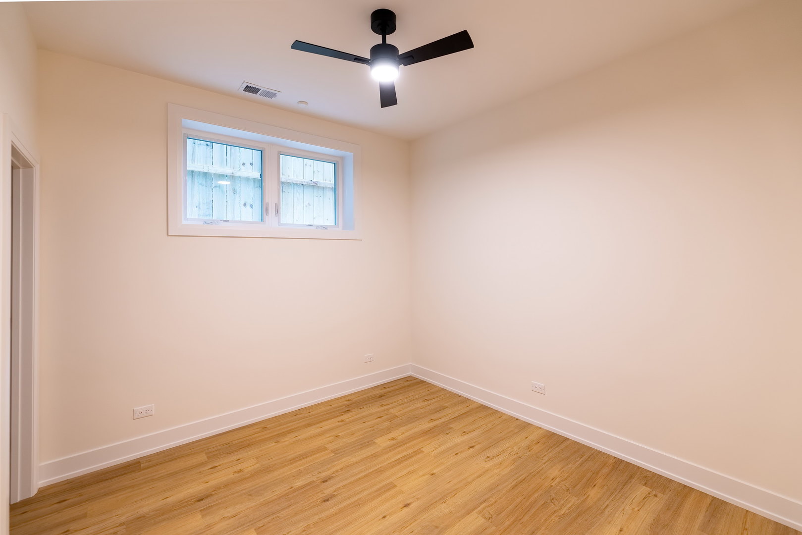 941 N Winchester Avenue #1, Chicago, IL 60622