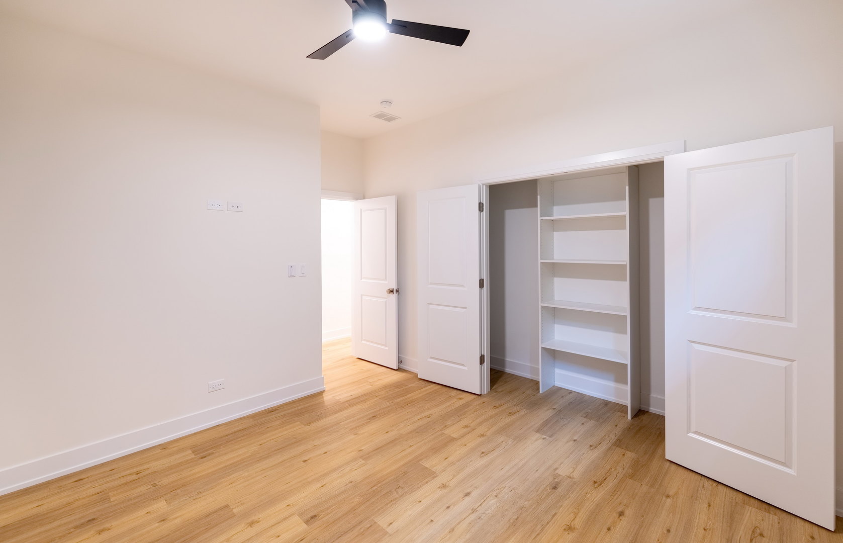 941 N Winchester Avenue #1, Chicago, IL 60622