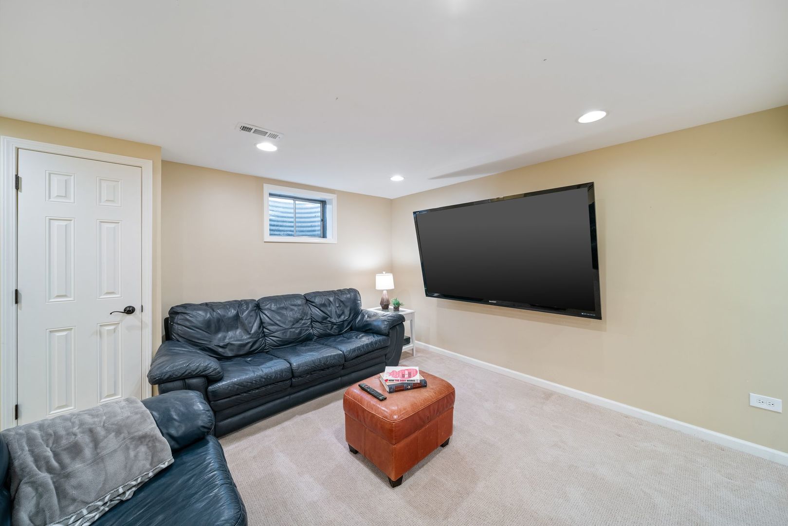 2405 Cimarron Court, Naperville, IL 60565
