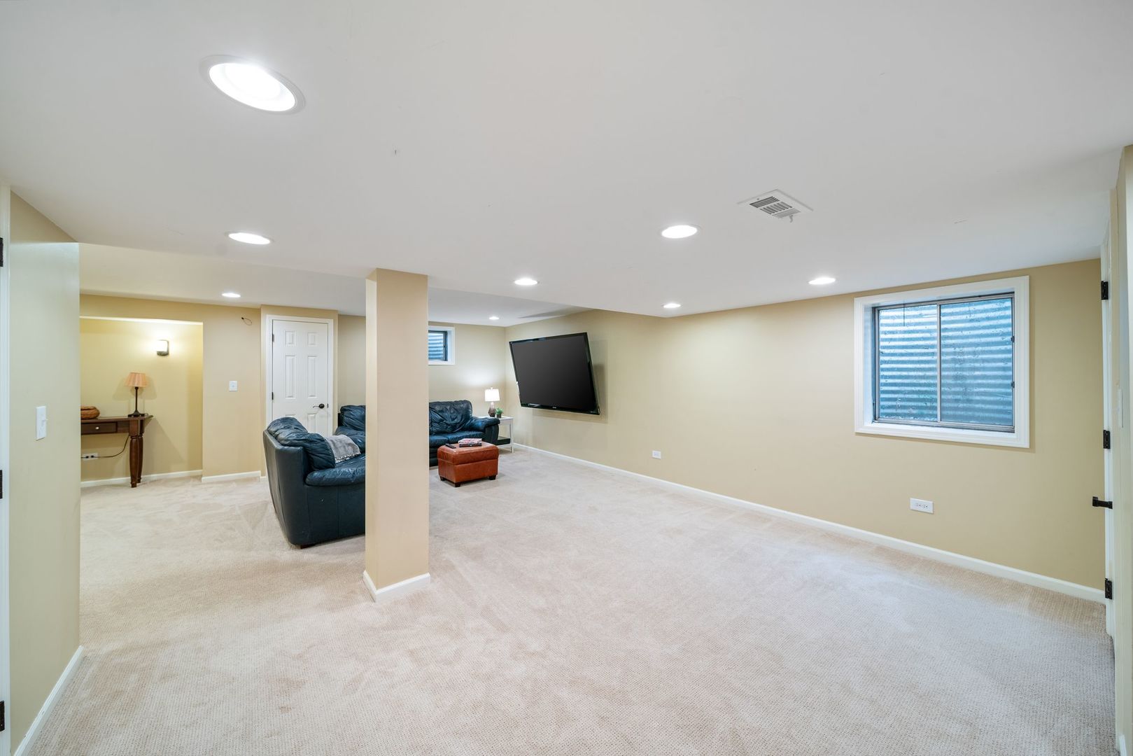 2405 Cimarron Court, Naperville, IL 60565