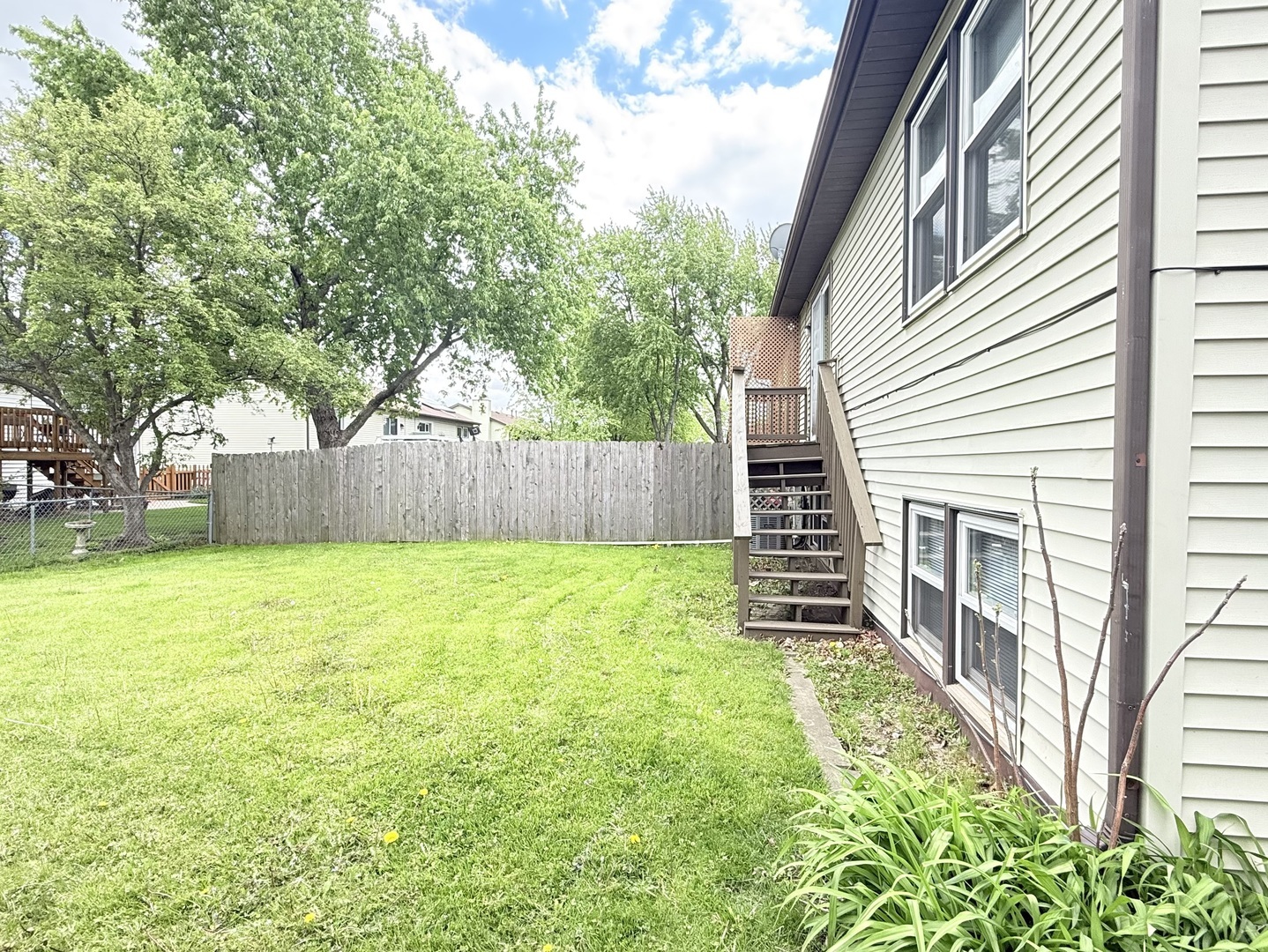 653 Ziegler Drive #653, Grayslake, IL 60030