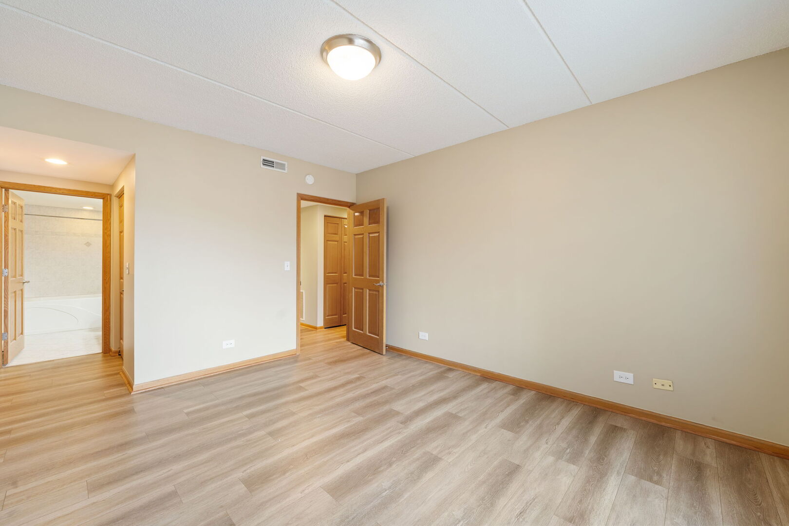 6559 W George Street #309, Chicago, IL 60634