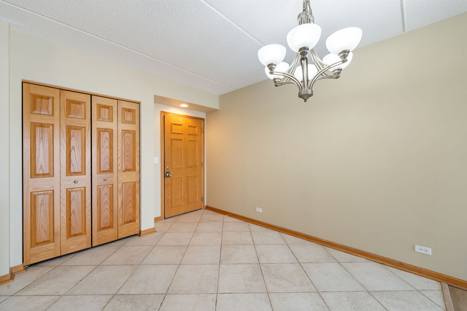 6559 W George Street #309, Chicago, IL 60634