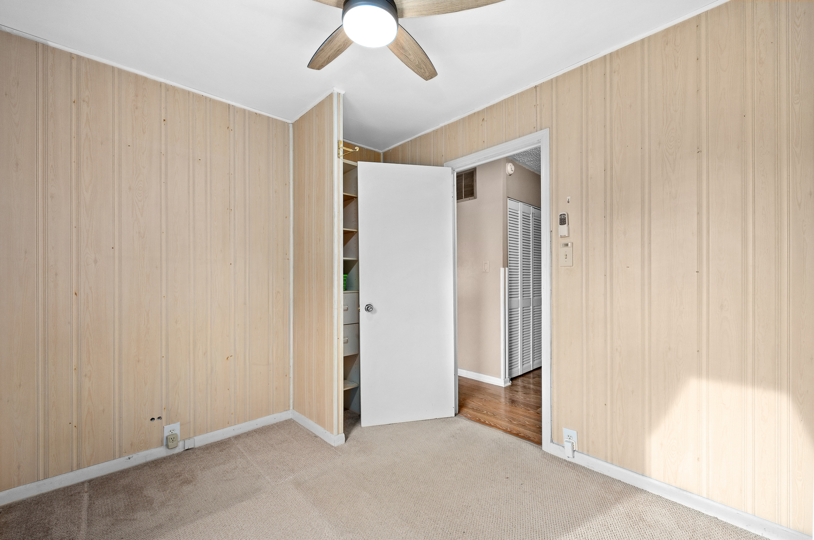 625 Lynn Avenue, Romeoville, IL 60446