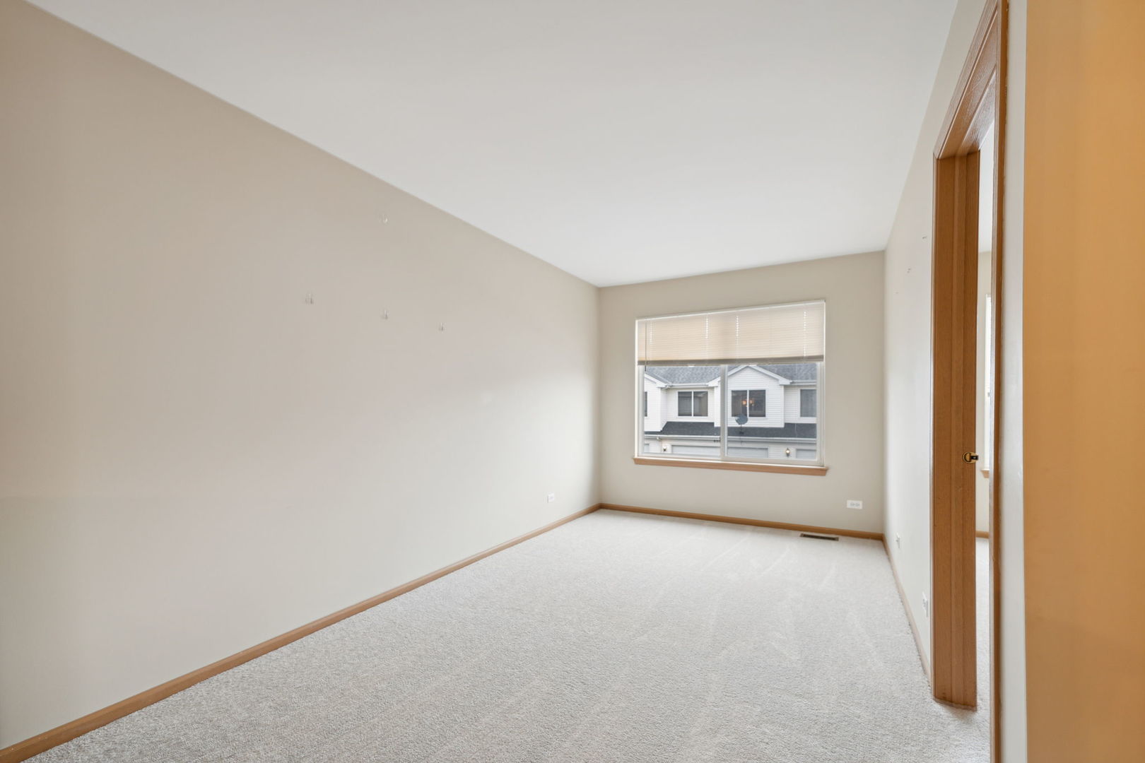 640 Lincoln Station Drive, Oswego, IL 60543