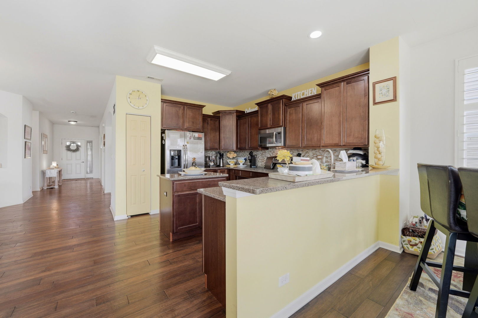 561 Autumn Circle, Pingree Grove, IL 60140