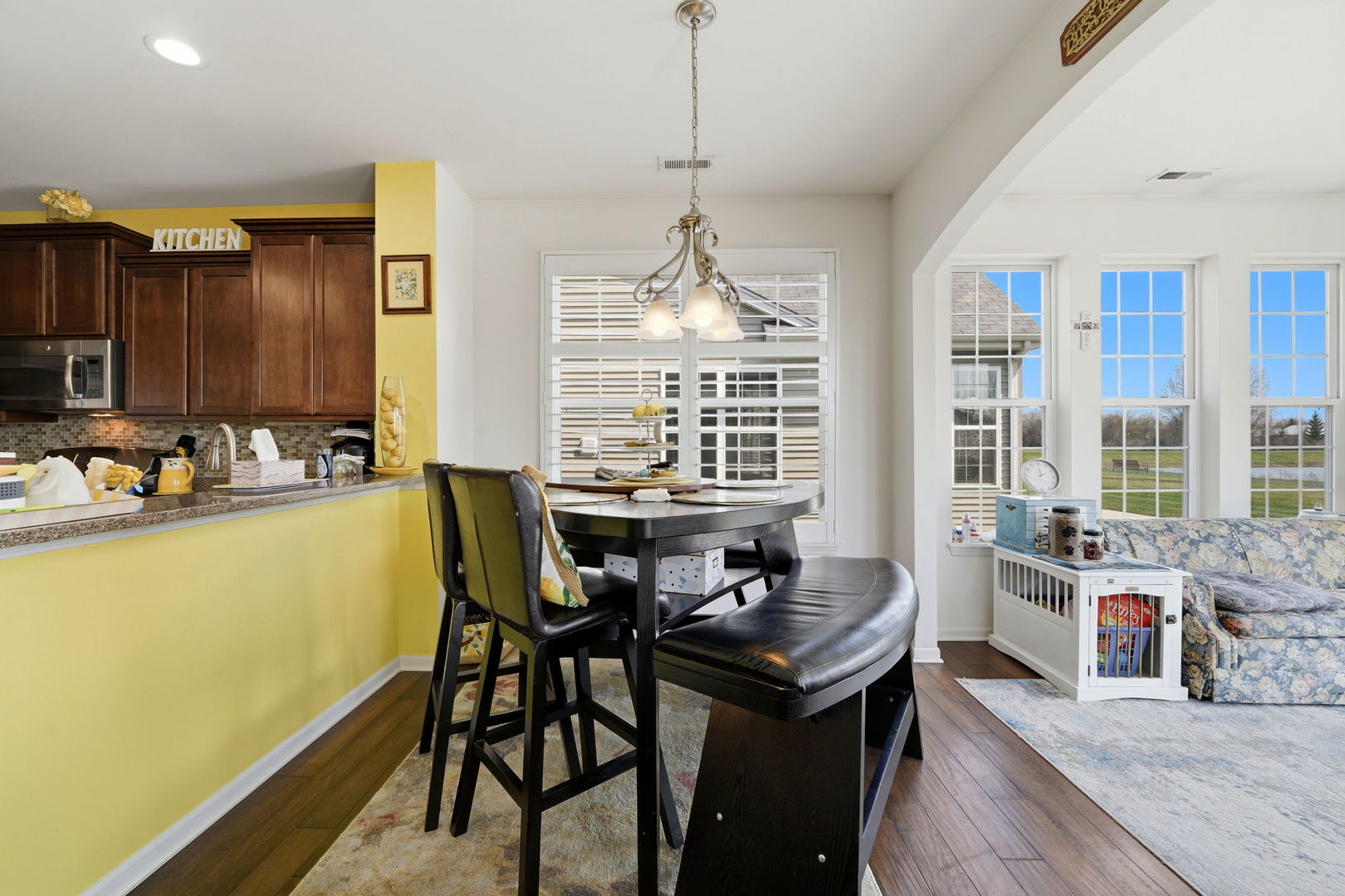 561 Autumn Circle, Pingree Grove, IL 60140