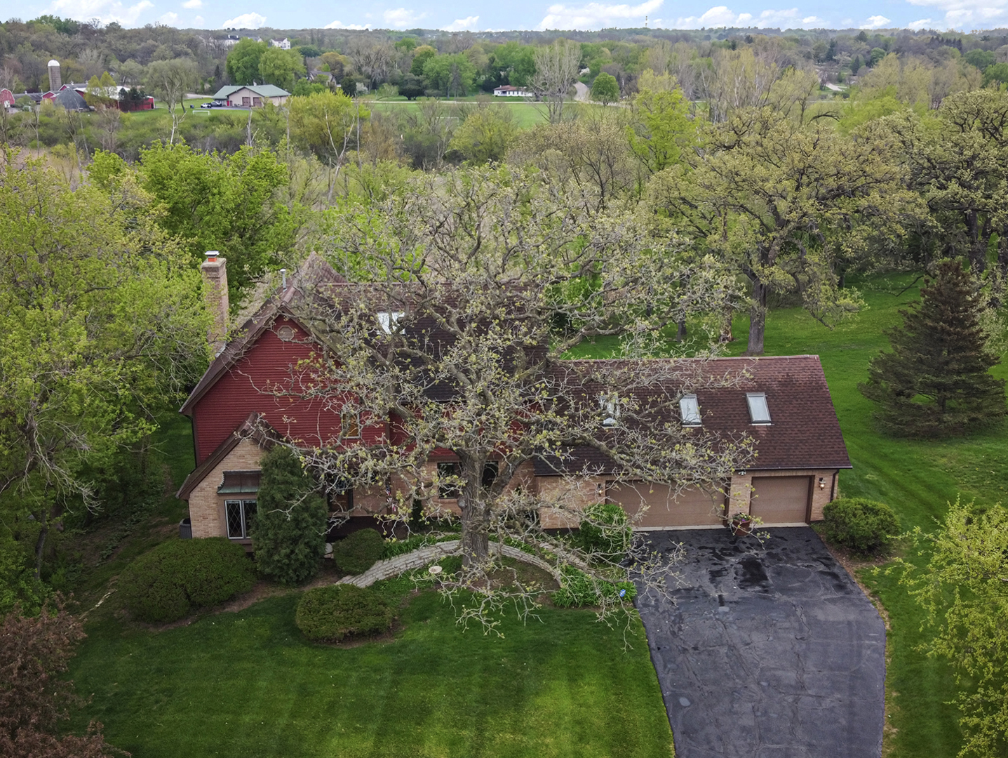 904 Glen Oak Drive, Sleepy Hollow, IL 60118