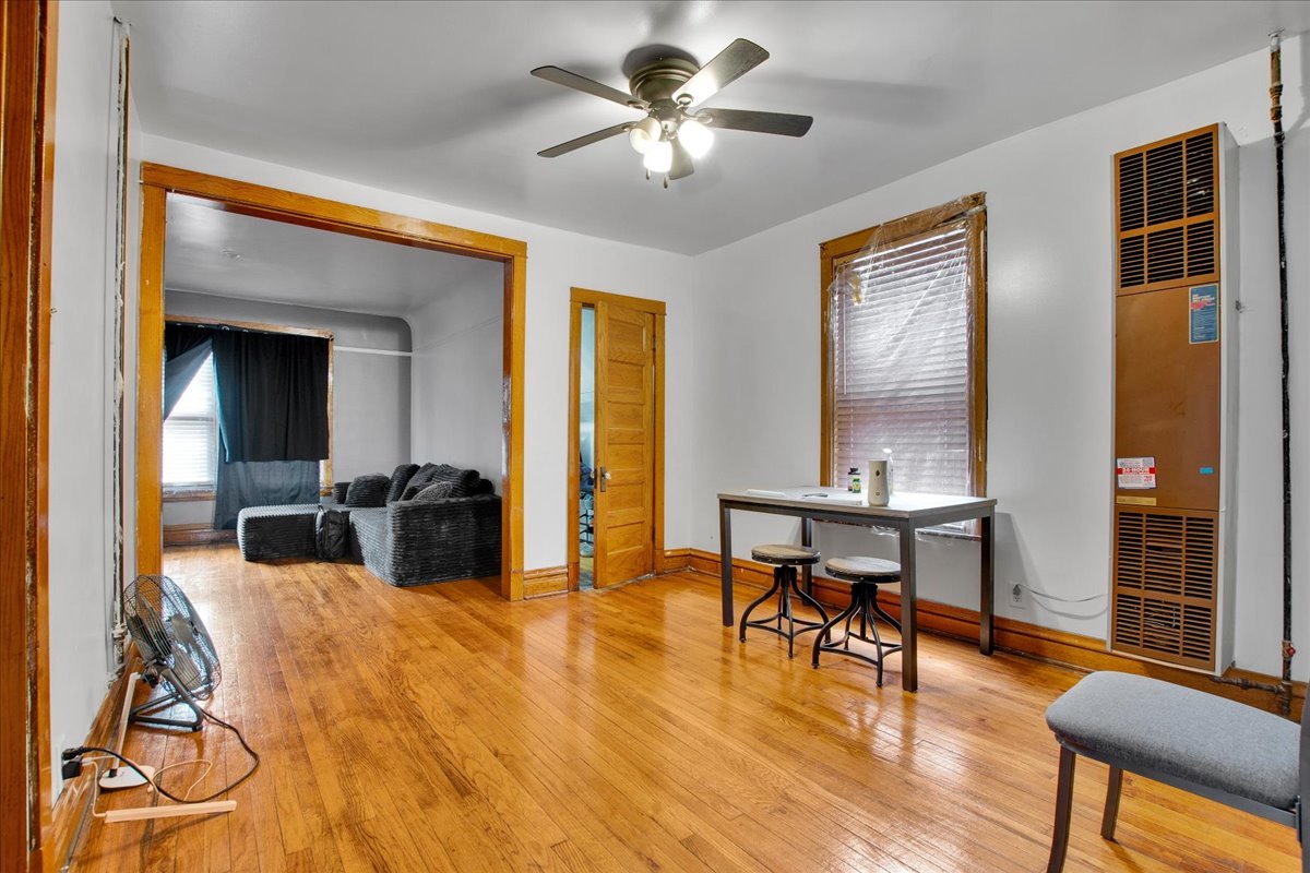 838 N Homan Avenue, Chicago, IL 60651