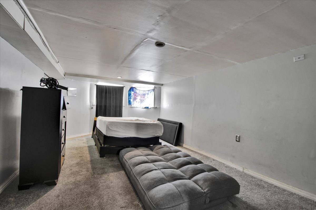 838 N Homan Avenue, Chicago, IL 60651