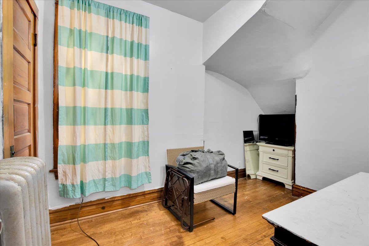 838 N Homan Avenue, Chicago, IL 60651