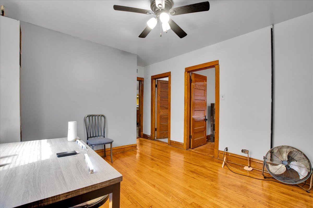 838 N Homan Avenue, Chicago, IL 60651