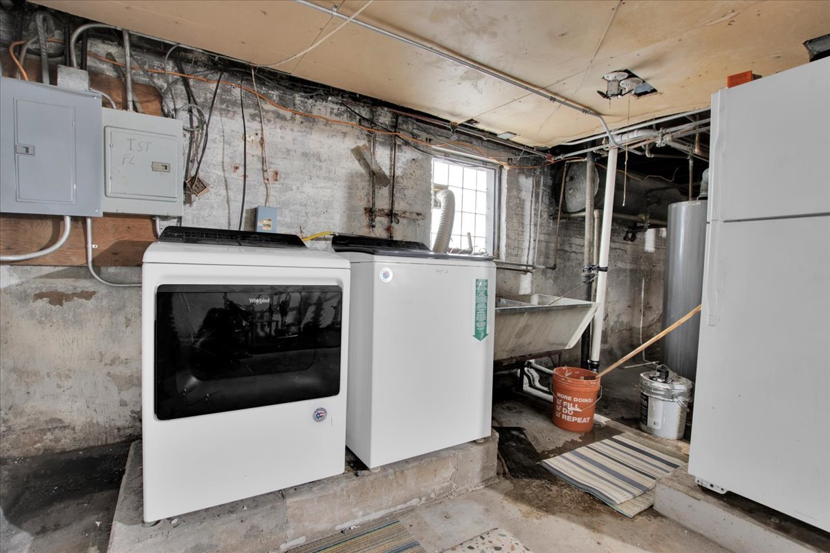 838 N Homan Avenue, Chicago, IL 60651