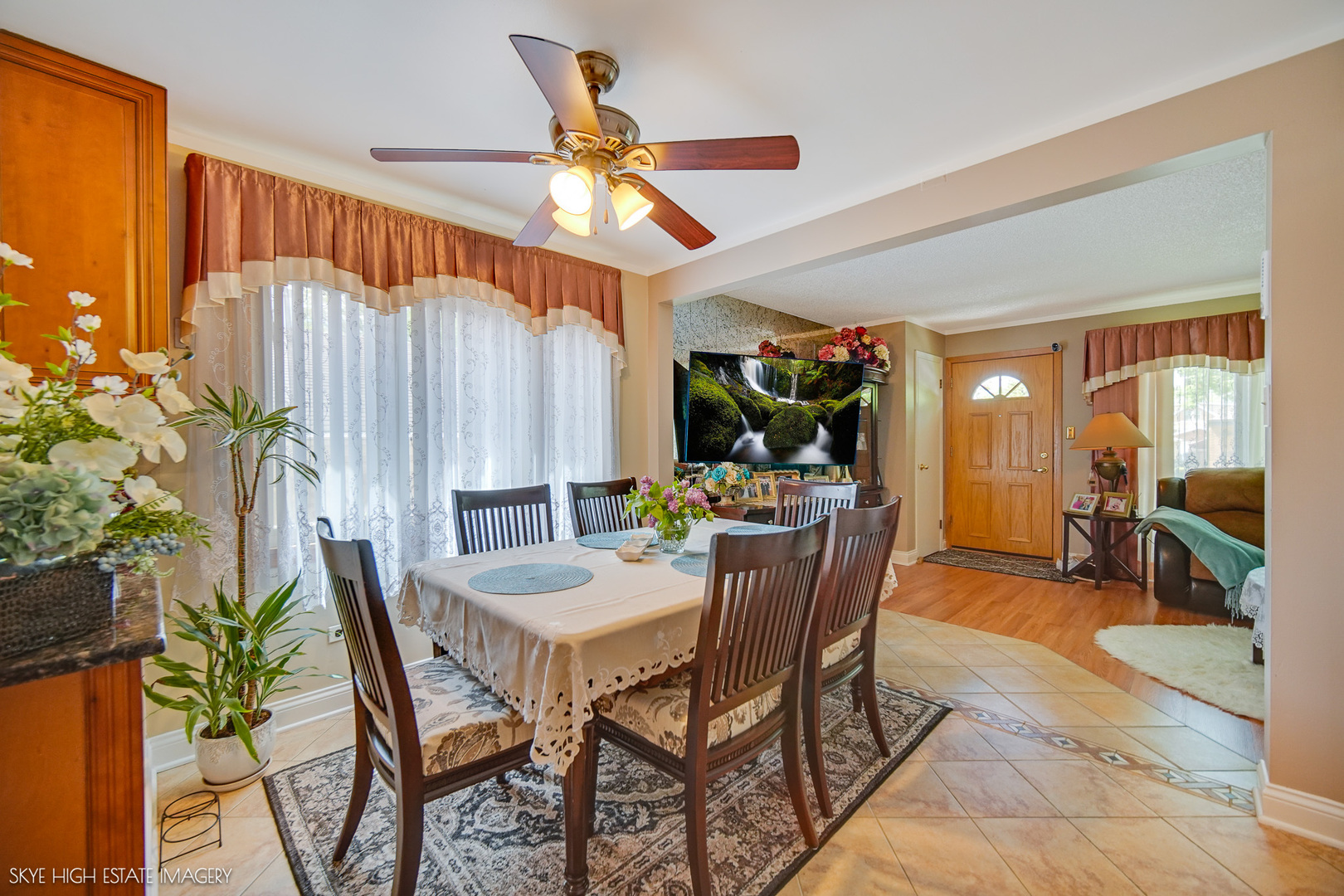 5609 S Monitor Avenue, Chicago, IL 60638