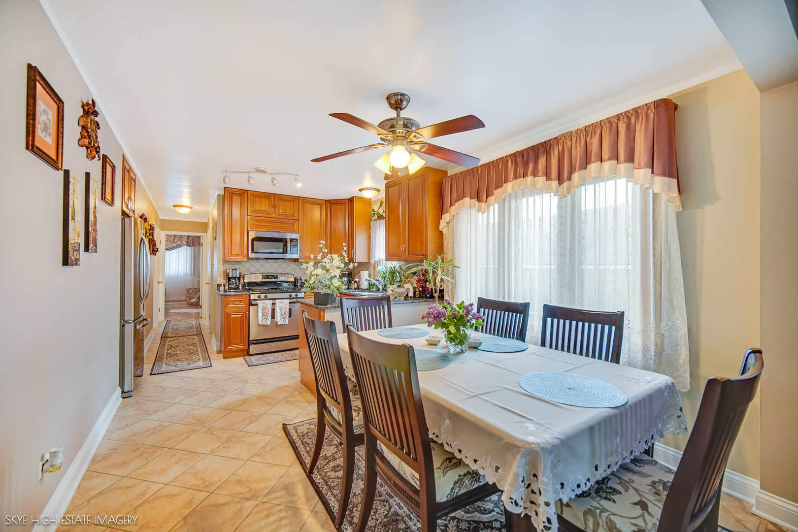 5609 S Monitor Avenue, Chicago, IL 60638