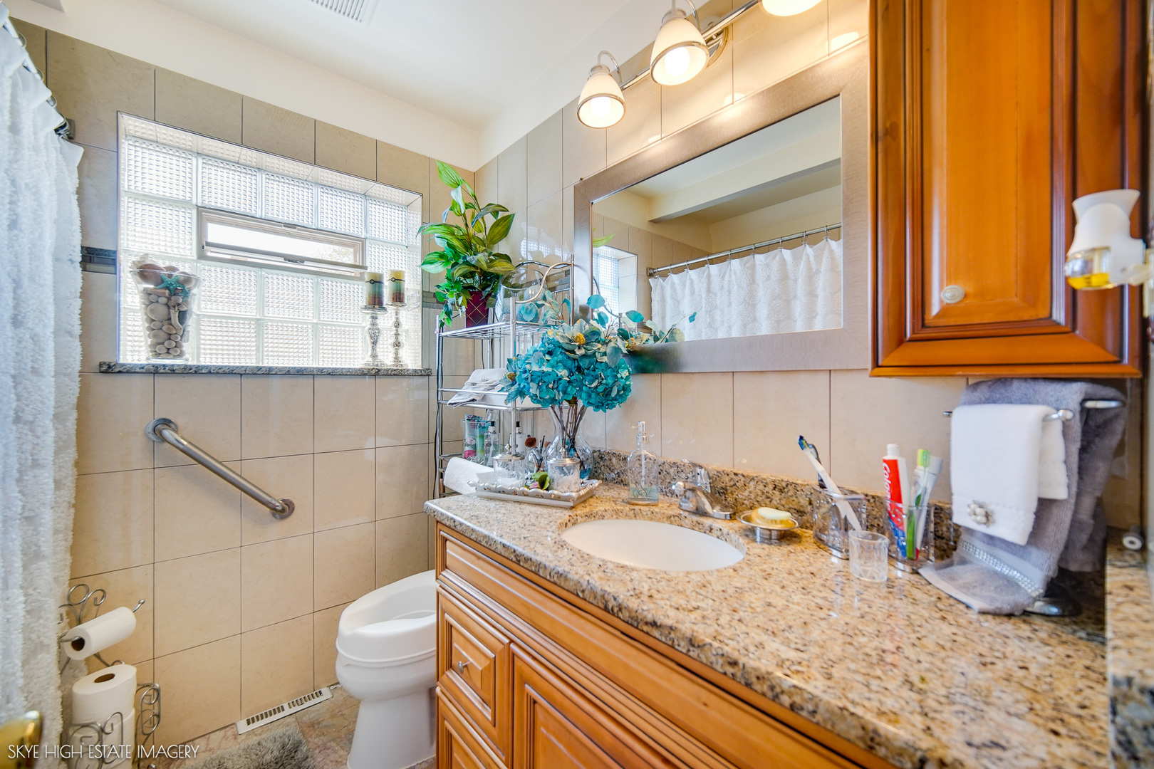 5609 S Monitor Avenue, Chicago, IL 60638