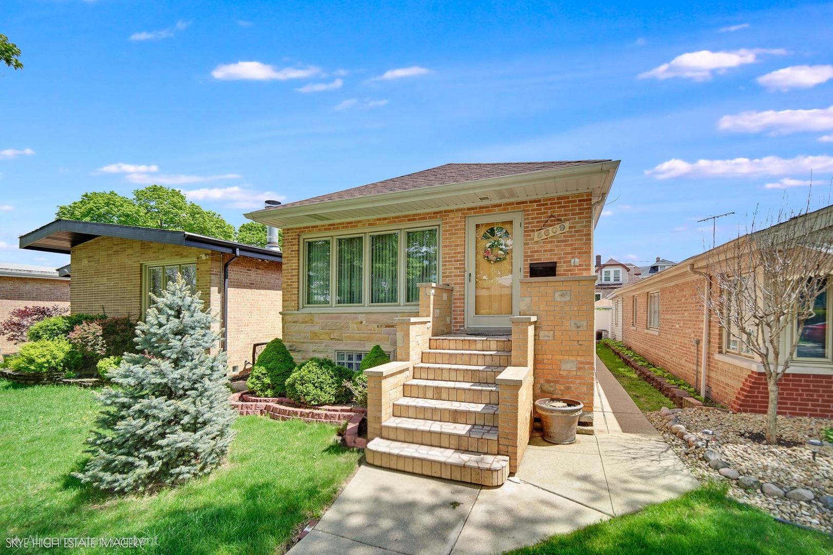 5609 S Monitor Avenue, Chicago, IL 60638