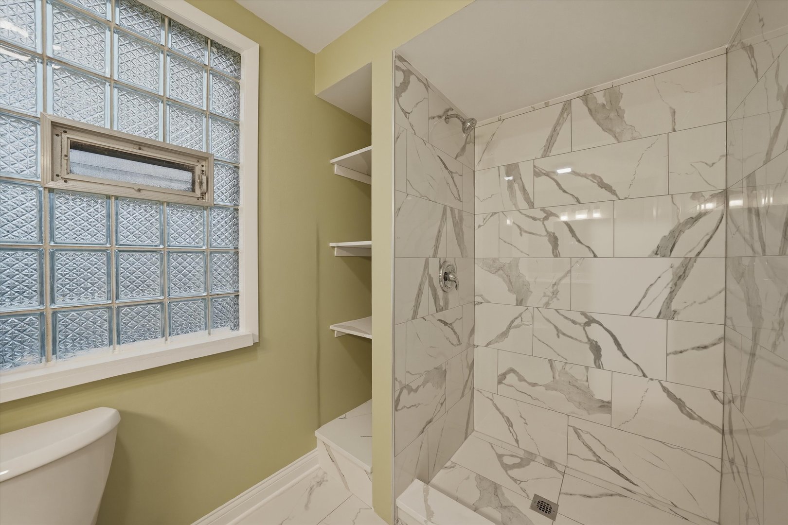 5924 S Kolin Avenue, Chicago, IL 60629