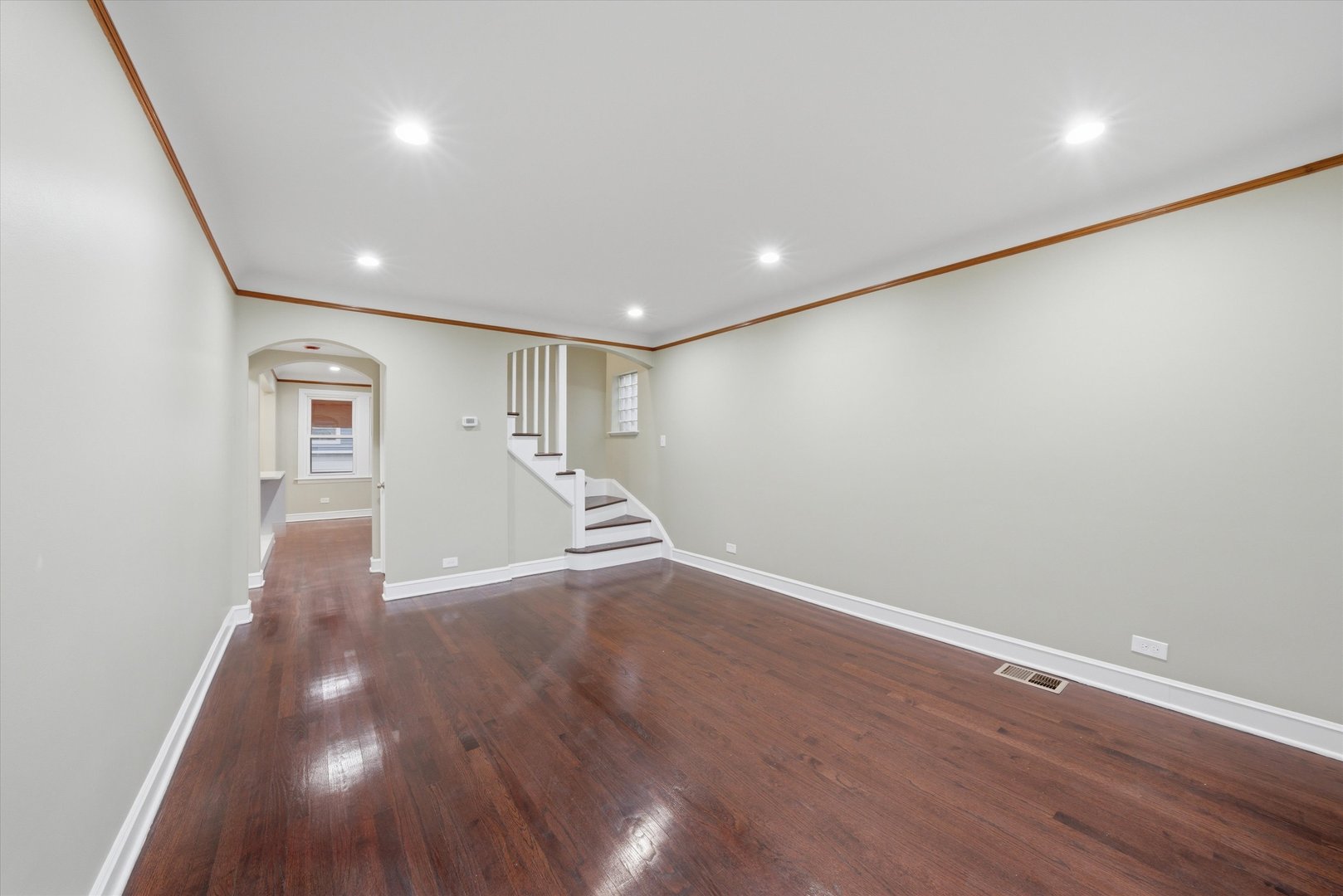 5924 S Kolin Avenue, Chicago, IL 60629