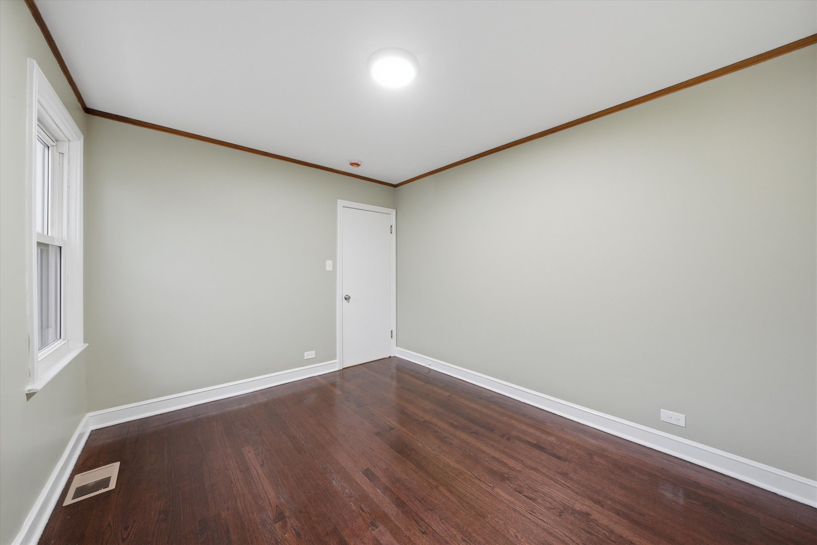 5924 S Kolin Avenue, Chicago, IL 60629