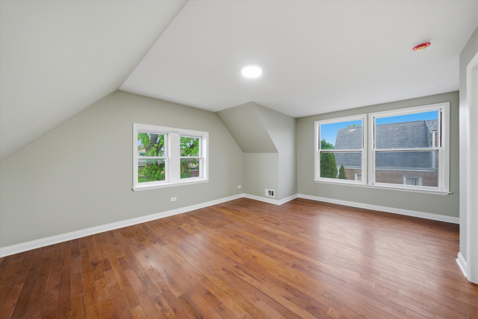 5924 S Kolin Avenue, Chicago, IL 60629