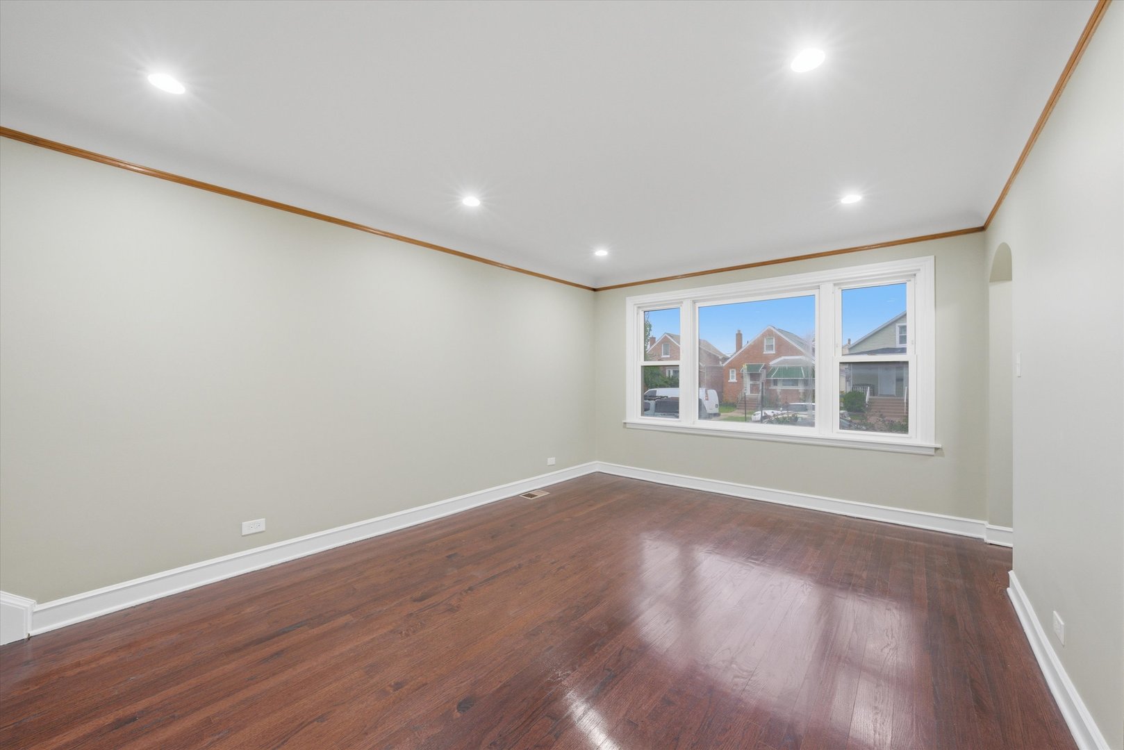 5924 S Kolin Avenue, Chicago, IL 60629