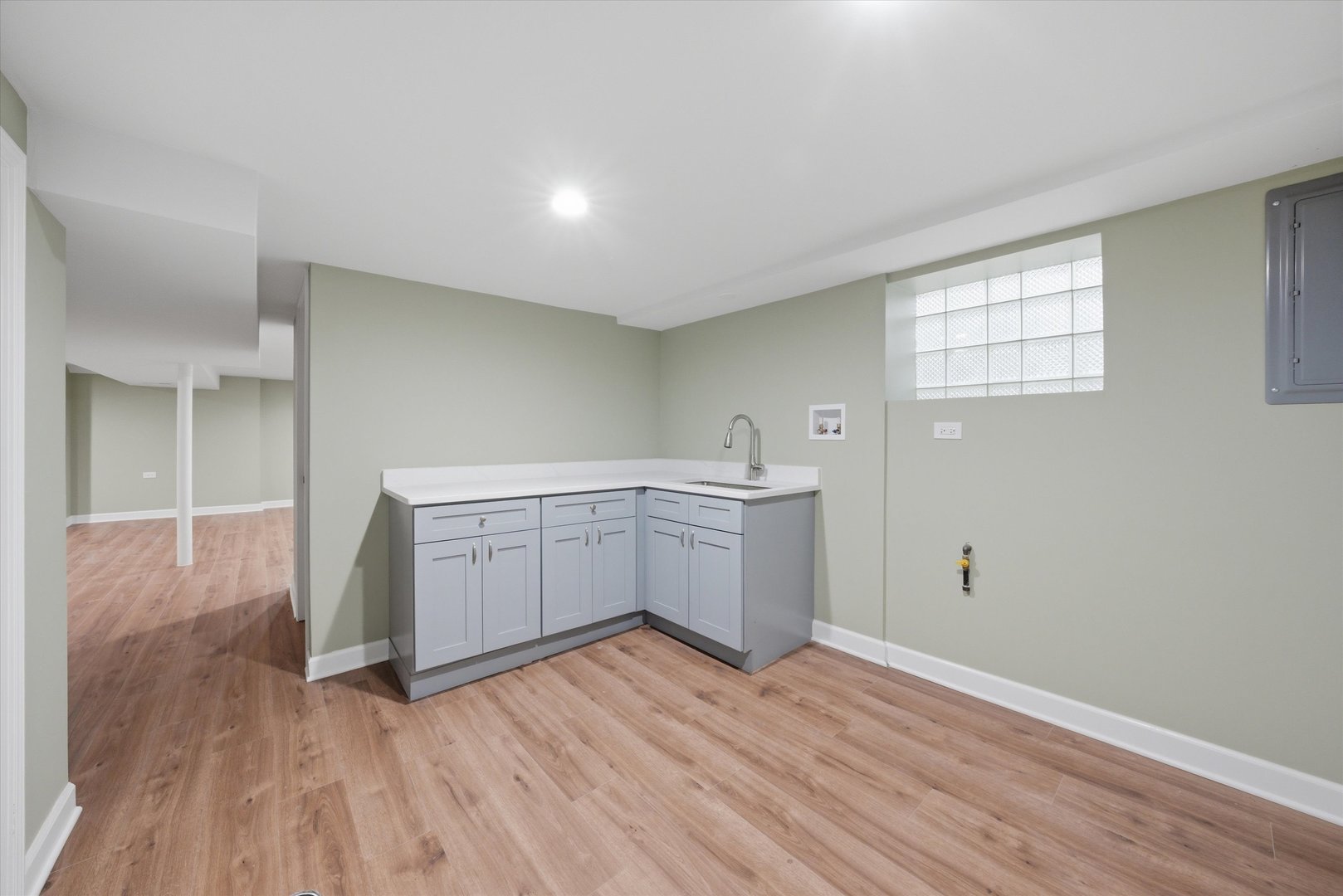 5924 S Kolin Avenue, Chicago, IL 60629