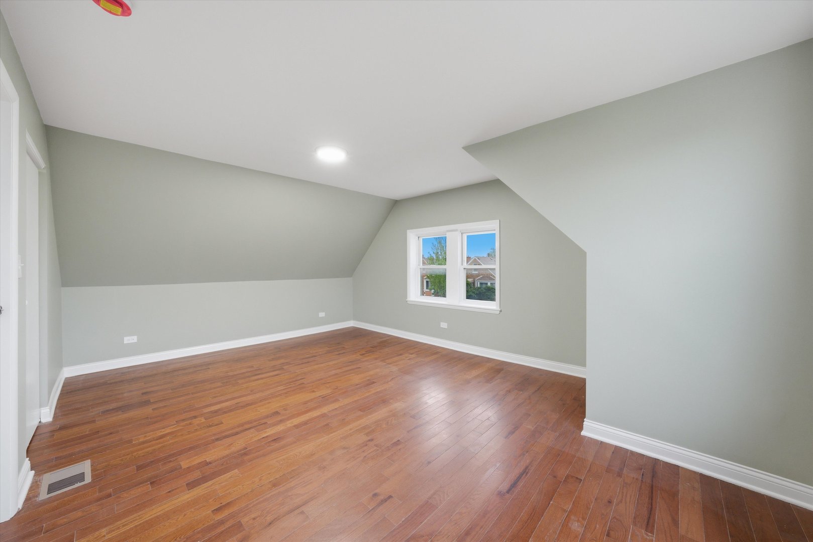 5924 S Kolin Avenue, Chicago, IL 60629